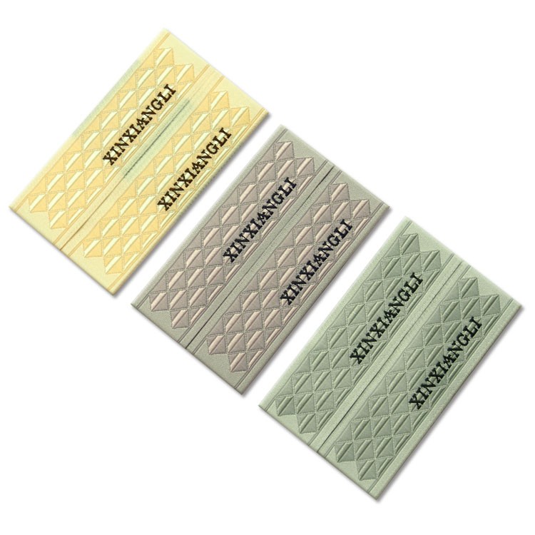 源頭廠家批發(fā)商標(biāo)服裝箱包洗水嘜衣服領(lǐng)標(biāo)可免費設(shè)計